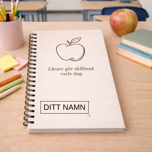 Personlig anteckningsbok med namn – klassisk present till lärare