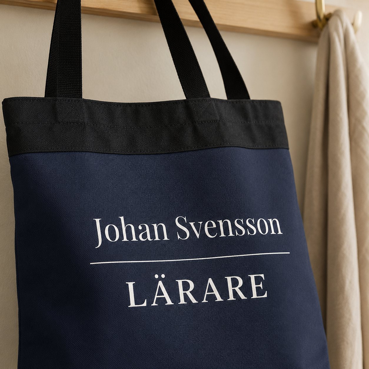 Personlig tygpåse till lärare med namn – stilren present till pedagog