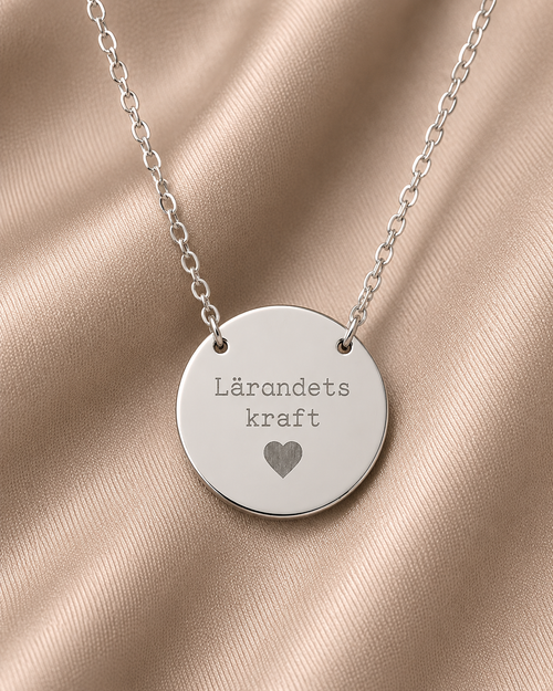 Lärandets kraft - Halsband med rund bricka
