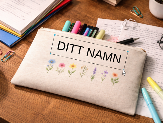 Personligt pennskrin – [Namn] med blommor